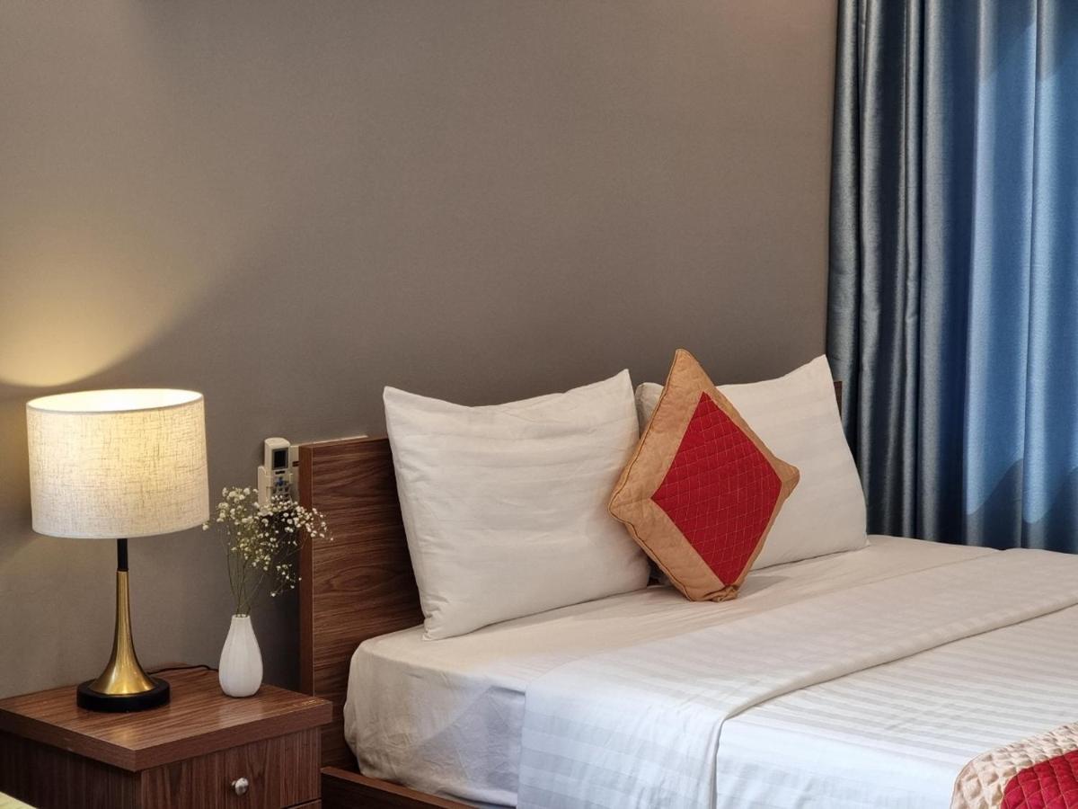 Delicate Serviced Apartment And Hotel Da Nang Exteriör bild