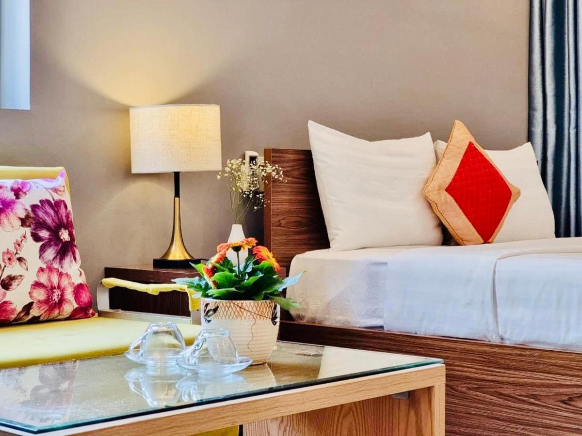 Delicate Serviced Apartment And Hotel Da Nang Exteriör bild